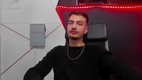 Snapshot of brandontatex chatting on February 14, 2026, 8:11 am BrandonTateX online show from February 14, 2026, 8:11 am