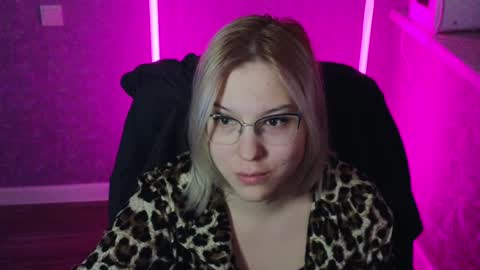 Belle  online show from January 29, 2025, 12:33 am