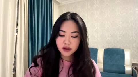 Snapshot of brandysveum chatting on October 13, 2025, 4:40 pm Aypril   online show from October 13, 2025, 4:40 pm