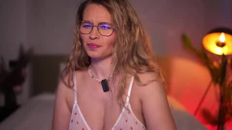 Alex online show from May 18, 2026, 3:57 am
