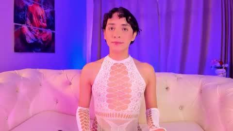   online show from December 18, 2025, 8:48 pm