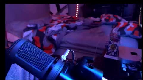 Snapshot of braylensaurex chatting on November 21, 2025, 4:44 am MANTE online show from November 21, 2025, 4:44 am