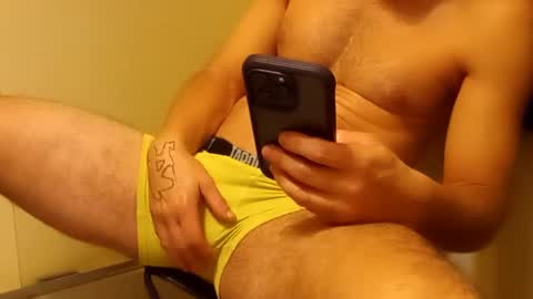 Snapshot of brazilfit420 chatting on December 25, 2024, 3:29 am hard like rock online show from December 25, 2024, 3:29 am