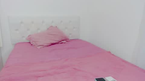 Alice online show from November 11, 2025, 1:05 am