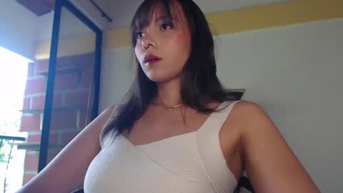 breakfastwithtiffanys online show from November 19, 2025, 3:23 pm