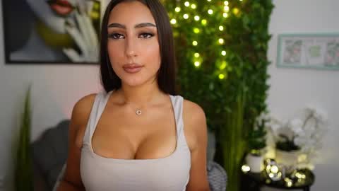 Bree online show from September 11, 2025, 1:44 pm