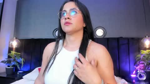 Snapshot of brenda__garcia chatting on April 14, 2026, 3:12 am online show from April 14, 2026, 3:12 am