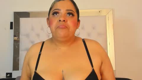 Snapshot of brenda_maz chatting on December 18, 2025, 11:38 am Brenda online show from December 18, 2025, 11:38 am