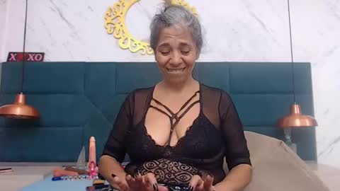 BRENDA VELASQUEZ online show from November 29, 2025, 9:29 pm