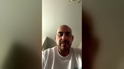 Snapshot of brendog85 chatting on May 26, 2026, 6:26 pm Hotasscouple0610 online show from May 26, 2026, 6:26 pm