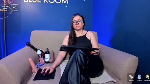Snapshot of brennastone chatting on January 22, 2025, 12:06 pm      online show from January 22, 2025, 12:06 pm