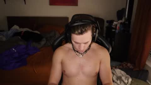 brentonverde online show from December 14, 2025, 10:36 pm