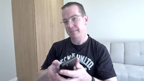 Snapshot of brettdj chatting on May 30, 2026, 11:29 am Brett online show from May 30, 2026, 11:29 am