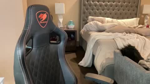 Brett Mycles online show from February 12, 2025, 6:29 am