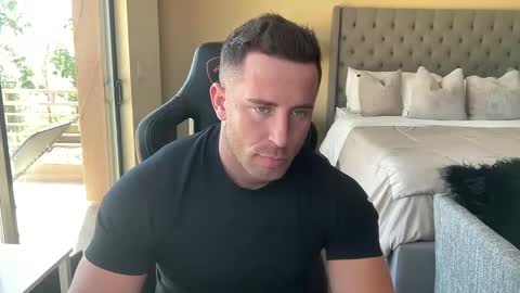 Brett Mycles online show from October 3, 2025, 6:38 pm