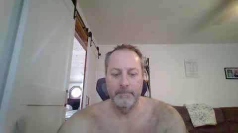 Snapshot of brettsky chatting on February 7, 2026, 3:16 pm hey online show from February 7, 2026, 3:16 pm