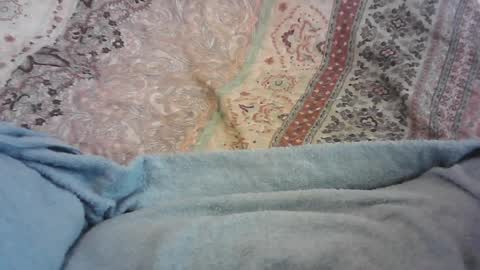 Snapshot of bri20fu chatting on April 27, 2026, 1:31 pm raining down on me online show from April 27, 2026, 1:31 pm