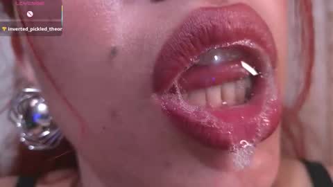 Bri  online show from January 9, 2026, 3:04 pm