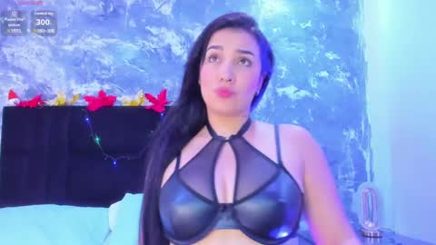     online show from December 22, 2024, 1:55 pm