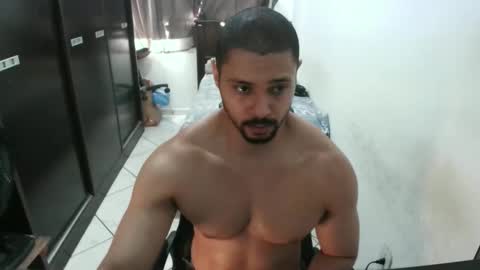 Snapshot of brianaries chatting on April 2, 2026, 12:58 pm brianaries online show from April 2, 2026, 12:58 pm