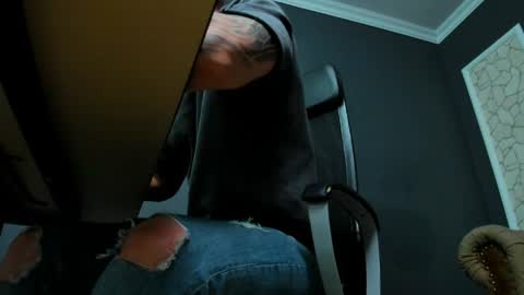 Brian online show from April 1, 2026, 4:57 am