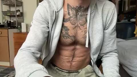 Snapshot of brianmuscle chatting on May 28, 2026, 7:49 am Brian online show from May 28, 2026, 7:49 am