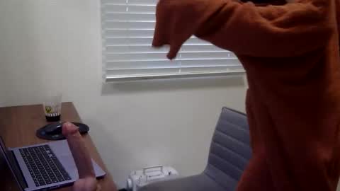 Brianna Bills online show from October 30, 2025, 7:25 pm