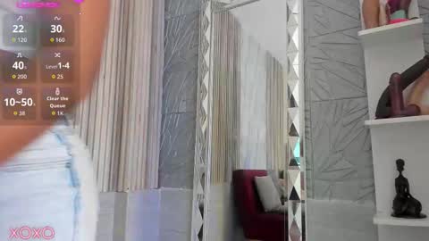 Brianna Chelsea  online show from February 5, 2026, 11:59 am