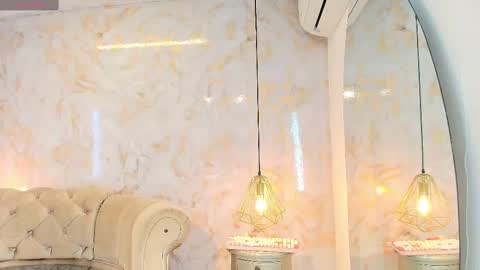 Brianna  online show from September 21, 2025, 1:57 pm