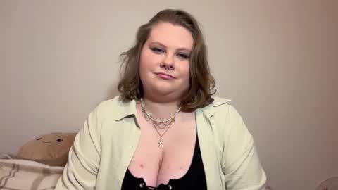 Snapshot of briannakiss21 chatting on October 5, 2025, 6:06 pm Brianna online show from October 5, 2025, 6:06 pm