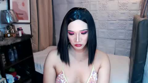 BRIDGETT online show from September 18, 2025, 4:14 am