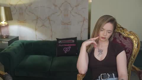 Diamonds Girls online show from March 25, 2026, 9:59 am