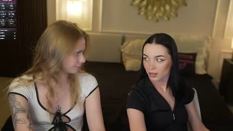 Diamonds Girls online show from June 19, 2026, 9:24 am