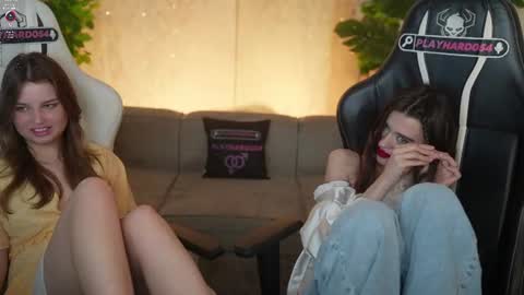 Diamonds Girls online show from June 28, 2026, 7:20 pm