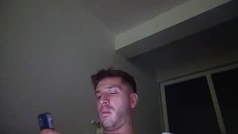 Snapshot of brii0000 chatting on January 8, 2025, 8:18 pm brii0000 online show from January 8, 2025, 8:18 pm