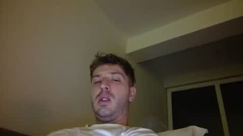 Snapshot of brii0000 chatting on October 10, 2025, 5:12 pm brii0000 online show from October 10, 2025, 5:12 pm