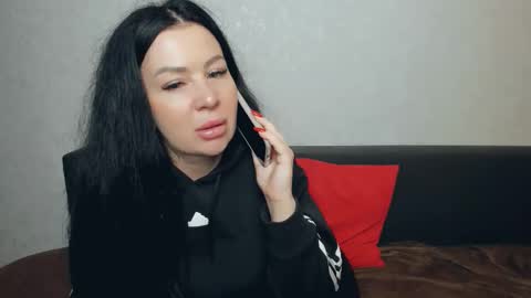 Snapshot of brilliantegirl_ chatting on November 11, 2025, 2:28 pm brilliantegirl_ online show from November 11, 2025, 2:28 pm