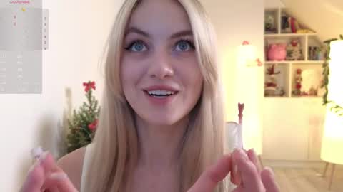 Vi. online show from December 22, 2024, 12:05 pm