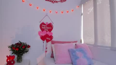 Brisa  online show from February 11, 2025, 4:35 pm