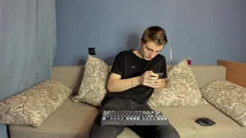 bristlebback online show from February 15, 2026, 12:58 pm