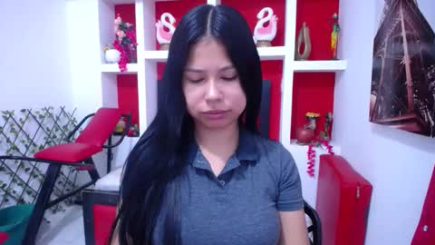 britanyx1 online show from November 18, 2025, 12:31 pm