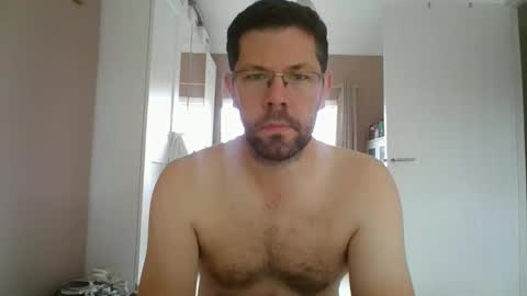 Snapshot of britguy6985 chatting on October 2, 2025, 10:44 am britguy6985 online show from October 2, 2025, 10:44 am