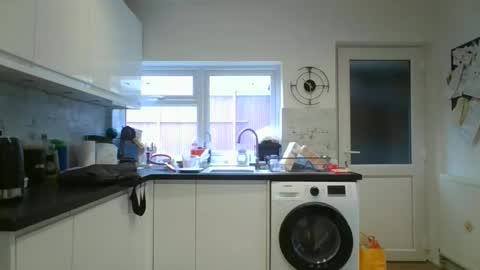 britguy6985 online show from February 10, 2026, 10:30 am