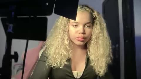 brithneysquirt online show from November 26, 2025, 2:56 am