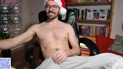 Snapshot of britishpoet chatting on December 17, 2024, 1:27 pm Callum online show from December 17, 2024, 1:27 pm