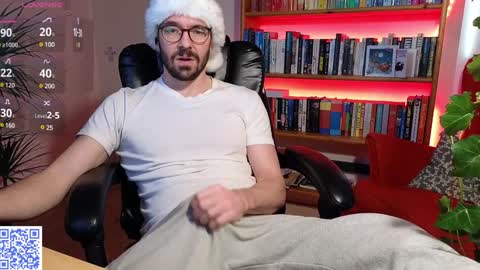 Snapshot of britishpoet chatting on December 20, 2024, 1:54 pm Callum online show from December 20, 2024, 1:54 pm