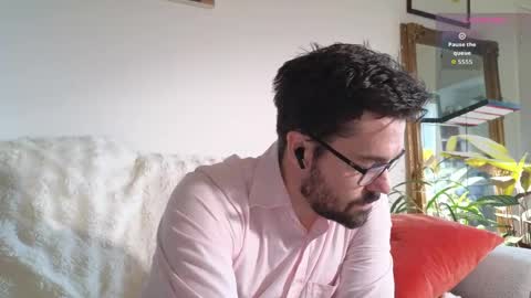 Callum online show from May 17, 2026, 4:58 pm
