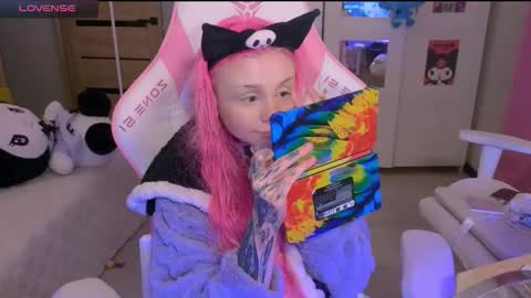 Britney online show from October 22, 2025, 5:34 pm