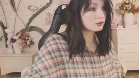 Snapshot of britneybarker chatting on February 14, 2026, 4:42 am britneybarker online show from February 14, 2026, 4:42 am