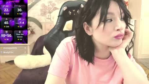 Snapshot of britneybarker chatting on March 7, 2026, 2:30 am britneybarker online show from March 7, 2026, 2:30 am